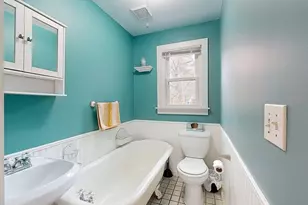 8 Juniper St, West Brookfield, MA 01585 - Photo 25