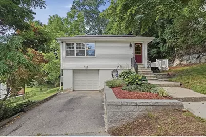 54 Manhattan Road, Worcester, MA 01602 - Photo 1