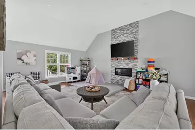 21 Bunker Ln, Lakeville, MA 02347 - Photo 9