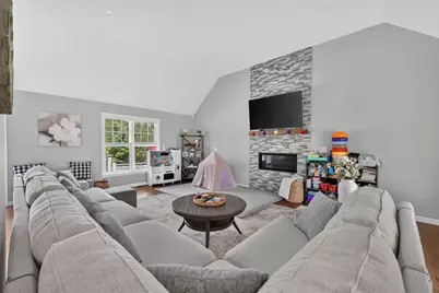 21 Bunker Ln, Lakeville, MA 02347 - Photo 9