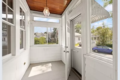 135 Brookings St., Medford, MA 02155 - Photo 3