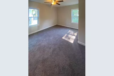 6 Carter Street, Webster, MA 01570 - Photo 9