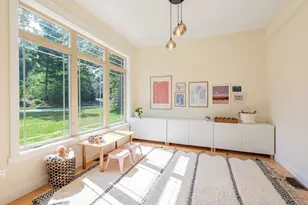 114 Lindenridge, Amherst, MA 01002 - Photo 9