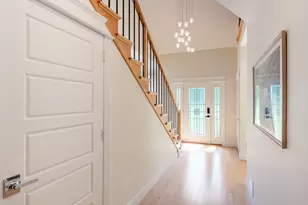 114 Lindenridge, Amherst, MA 01002 - Photo 5