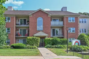 24 Maple Crest Cir, Holyoke, MA 01040 - Photo 1