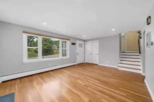 566 Main St, Stoneham, MA 02180 - Photo 3