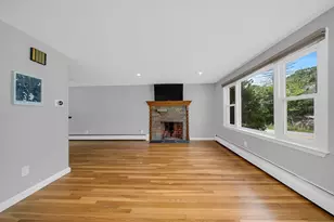 566 Main St, Stoneham, MA 02180 - Photo 5