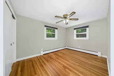 566 Main St, Stoneham, MA 02180 - Photo 11