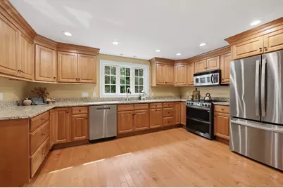26 Kathleen Dr, Andover, MA 01810 - Photo 5