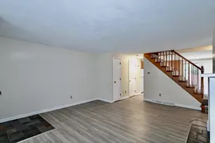3 Mansion Woods Dr, Agawam, MA 01001 - Photo 5