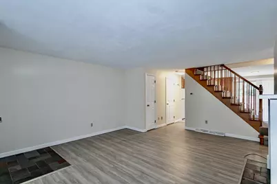 3 Mansion Woods Drive #G, Agawam, MA 01001 - Photo 5
