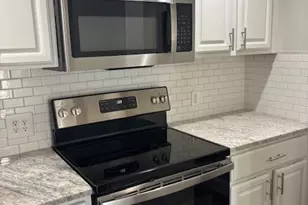 197 Lorenzo St, Worcester, MA 01604 - Photo 5