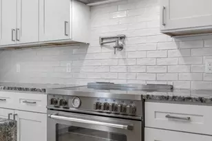 178 Willow, Stoughton, MA 02072 - Photo 9