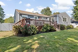 129 Chief Justice Cushing Hwy, Hingham, MA 02043 - Photo 27