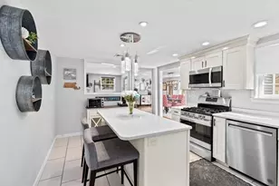 129 Chief Justice Cushing Hwy, Hingham, MA 02043 - Photo 3