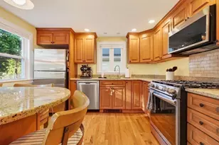 139 Keystone St, Boston, MA 02132 - Photo 9