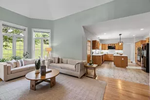 20 Wood St, Groveland, MA 01834 - Photo 9