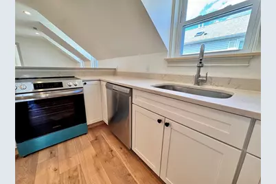 7 Hardy St #2, Beverly, MA 01915 - Photo 9