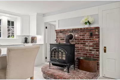 320 Western Avenue, Sherborn, MA 01770 - Photo 5
