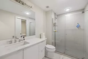 121 Portland St, Boston, MA 02114 - Photo 17