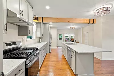 10 Sumner Ave, Middleborough, MA 02346 - Photo 7