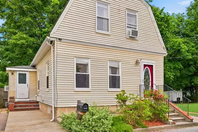 10 Sumner Ave, Middleborough, MA 02346 - Photo 3