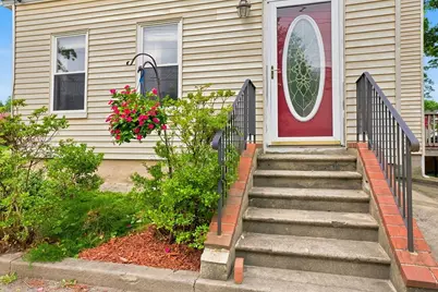 10 Sumner Ave, Middleborough, MA 02346 - Photo 5