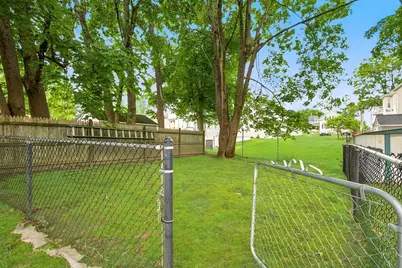 10 Sumner Ave, Middleborough, MA 02346 - Photo 27