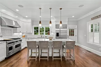 18 Moseley Ave, Newburyport, MA 01950 - Photo 9