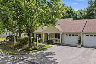 8 Stratton Dr, Shrewsbury, MA 01545 - Photo 3
