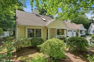 8 Stratton Dr, Shrewsbury, MA 01545 - Photo 1