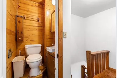 192 Lexington St, Boston, MA 02128 - Photo 33