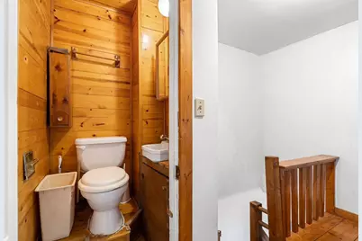 192 Lexington St, Boston, MA 02128 - Photo 33