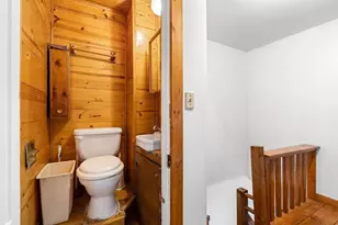 192 Lexington St, Boston, MA 02128 - Photo 33