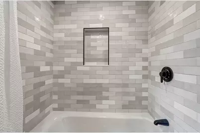 28 Fieldstone Dr, Burlington, MA 01803 - Photo 21