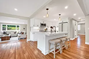 28 Fieldstone Dr, Burlington, MA 01803 - Photo 5