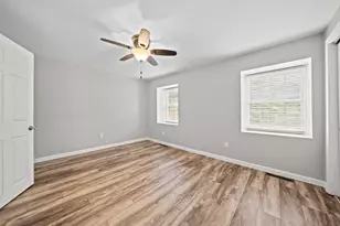 8 Treetop Ln, Kingston, MA 02364 - Photo 13