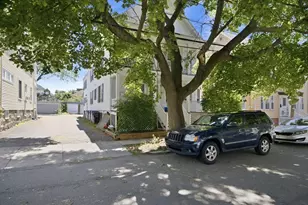 11 Gardner St, Salem, MA 01970 - Photo 1