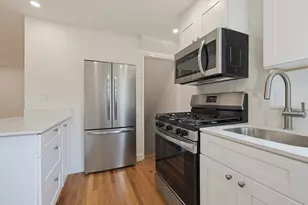 948 Belmont St, Watertown, MA 02472 - Photo 11
