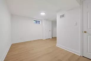 948 Belmont St, Watertown, MA 02472 - Photo 23