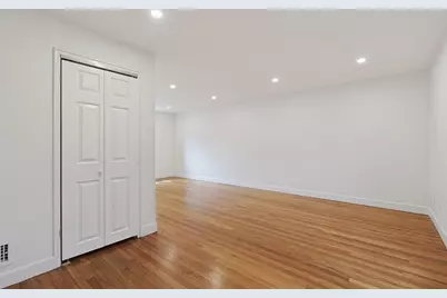 948 Belmont St #948, Watertown, MA 02472 - Photo 3
