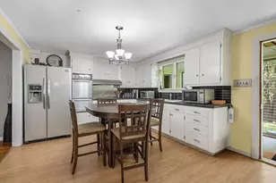 8 Albion St, Methuen, MA 01844 - Photo 13