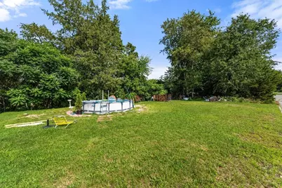 88 Granite St, Leominster, MA 01453 - Photo 11