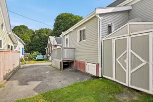 8 Sylvan St, Gloucester, MA 01930 - Photo 31