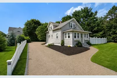 39 Dale Street, Medfield, MA 02052 - Photo 29