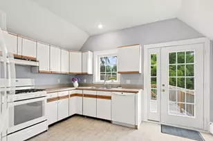 58 Morton St, Andover, MA 01810 - Photo 7