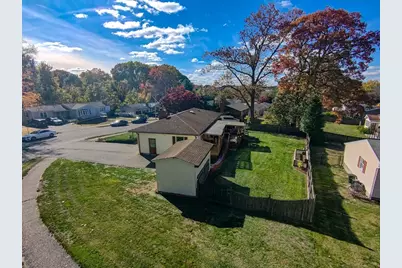 68 Parenteau Dr, Chicopee, MA 01020 - Photo 31