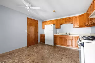 24 Larch St, New Bedford, MA 02740 - Photo 3