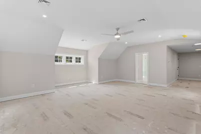 80 Hampstead St, Methuen, MA 01844 - Photo 15
