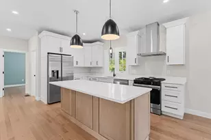 80 Hampstead St, Methuen, MA 01844 - Photo 9